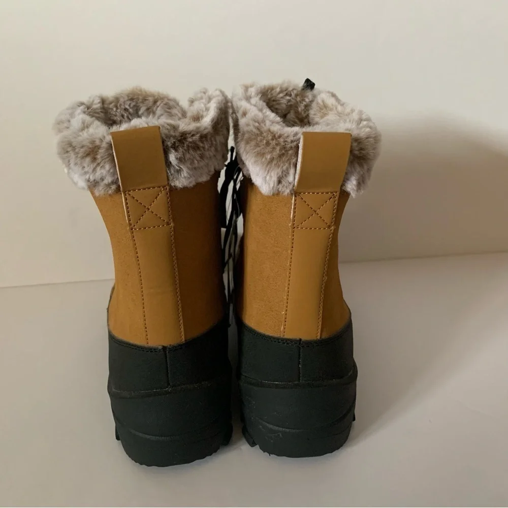 NWT. ALL IN MOTION Women's Tan Winter Boots